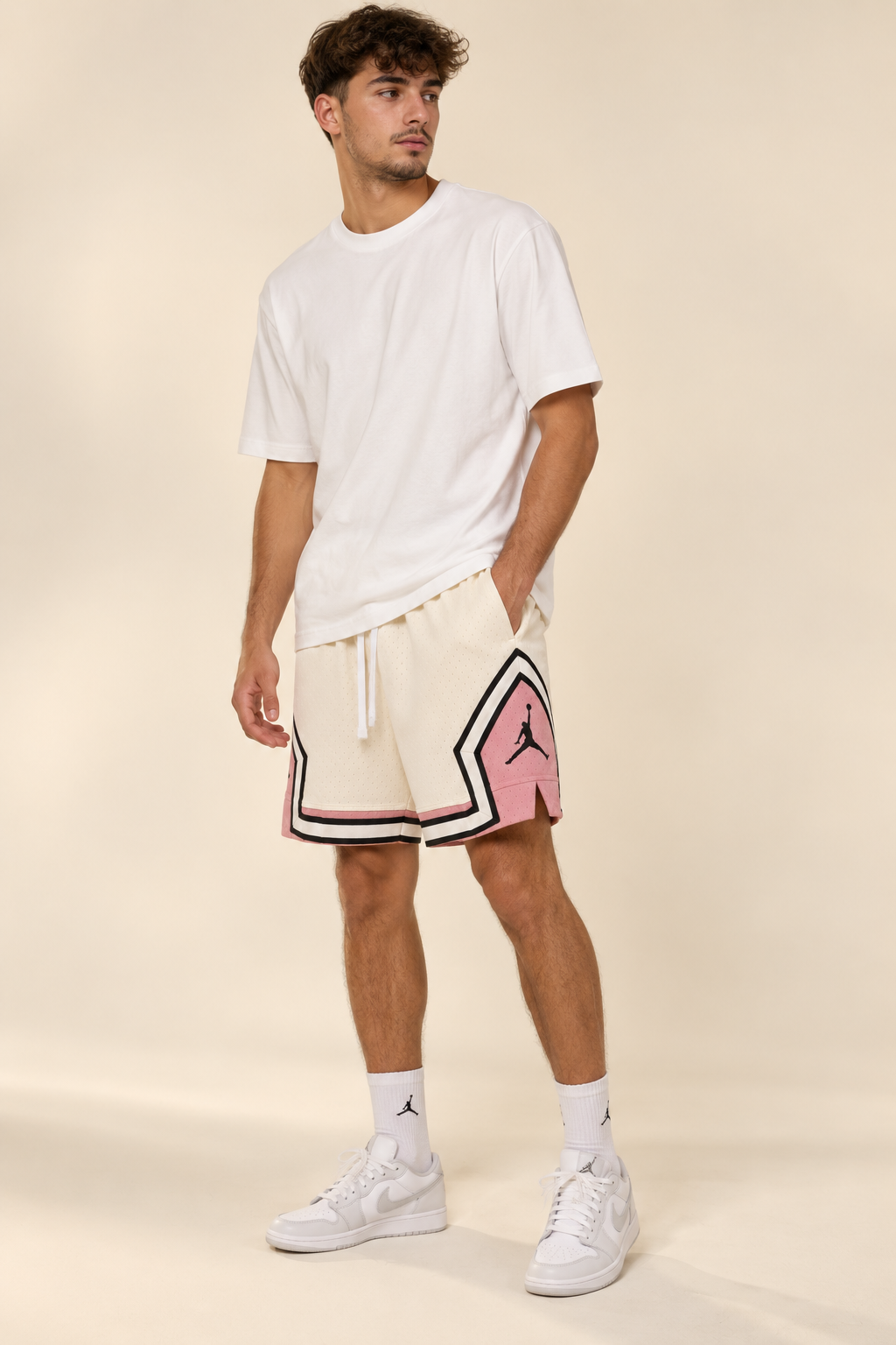 Jordan Shorts קרם-ורוד