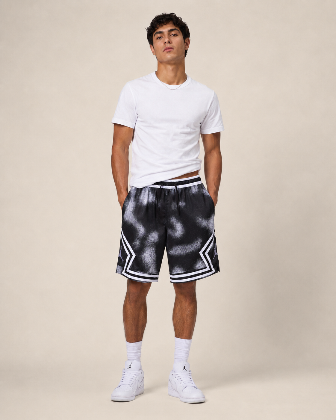 Jordan Shorts טאי-דאי שחור-לבן